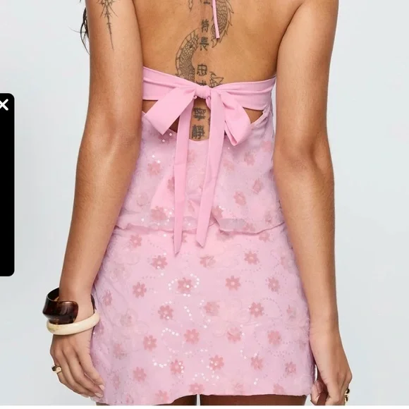 New open back Pink Floral Halter 2pc set size Small, but fits like a size M - Picture 3 of 14